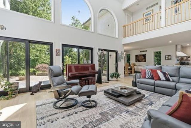 488 ANNA LYNN LN, Horsham, PA 19044