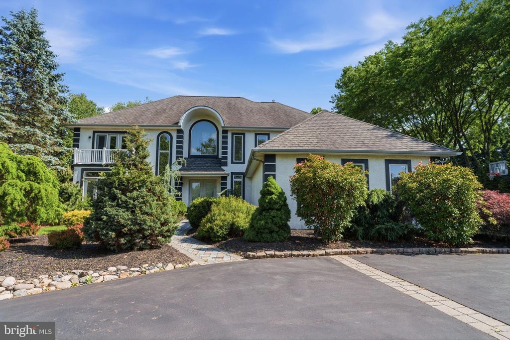 488 ANNA LYNN LN, Horsham, PA 19044