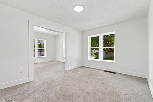 1588 Josephine Avenue, Lakemore, OH 44250