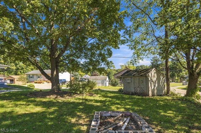 1588 Josephine Avenue, Lakemore, OH 44250