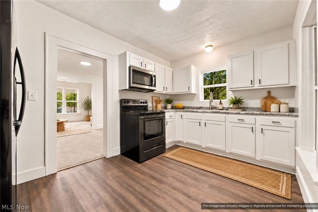 1588 Josephine Avenue, Lakemore, OH 44250