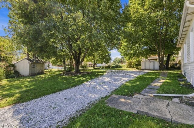 1588 Josephine Avenue, Lakemore, OH 44250