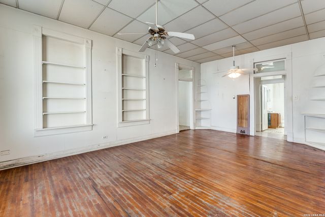 910 Cross, New Braunfels, TX 78130