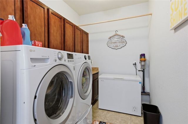 7400 E Morningside Drive, Kingman, AZ 86401