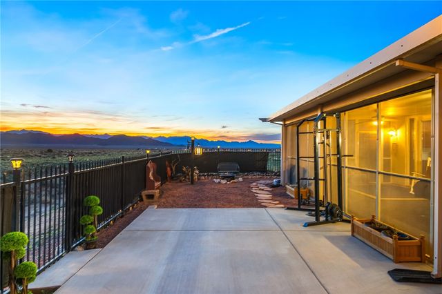 7400 E Morningside Drive, Kingman, AZ 86401