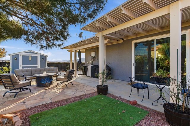 7400 E Morningside Drive, Kingman, AZ 86401