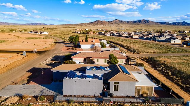 7400 E Morningside Drive, Kingman, AZ 86401