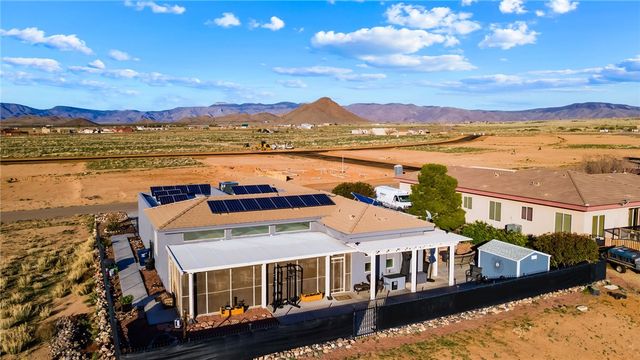 7400 E Morningside Drive, Kingman, AZ 86401