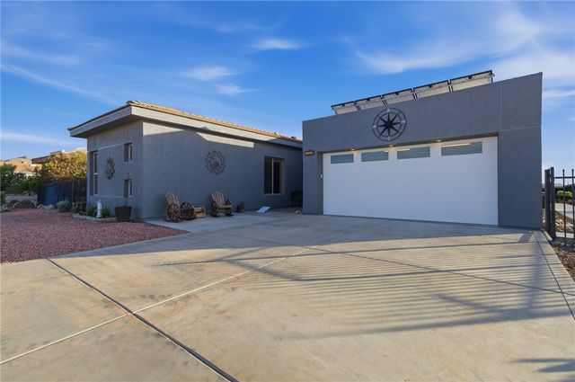 7400 E Morningside Drive, Kingman, AZ 86401