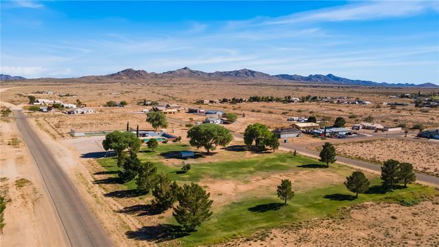 7400 E Morningside Drive, Kingman, AZ 86401