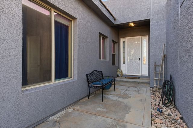 7400 E Morningside Drive, Kingman, AZ 86401