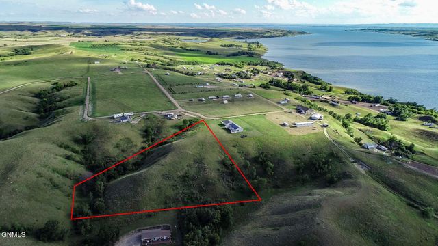 222 Beaver Bay Trail, Linton, ND 58552 property photo