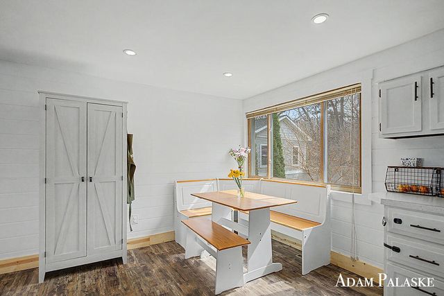 8457 Brower Lake Drive, Rockford, MI 49341