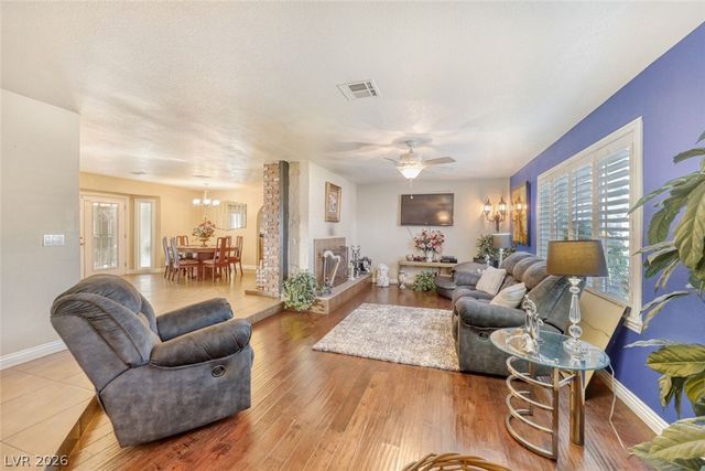 4591 East Philadelphia Avenue, Las Vegas, NV 89104
