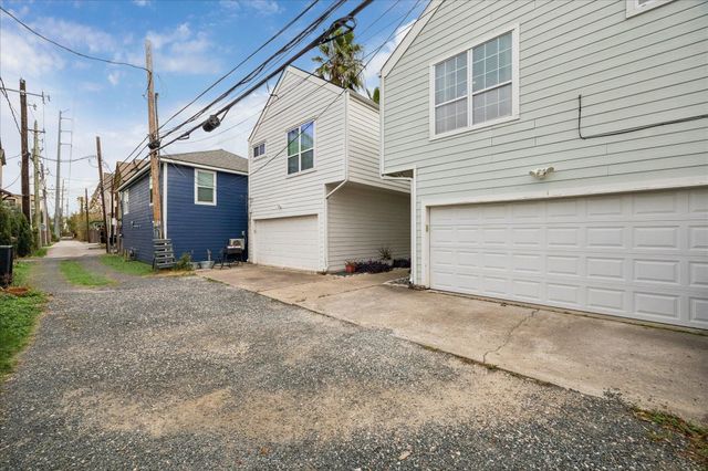 731 Heights Boulevard C, Houston, TX 77007