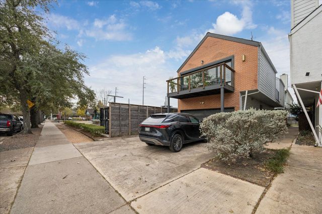 731 Heights Boulevard C, Houston, TX 77007