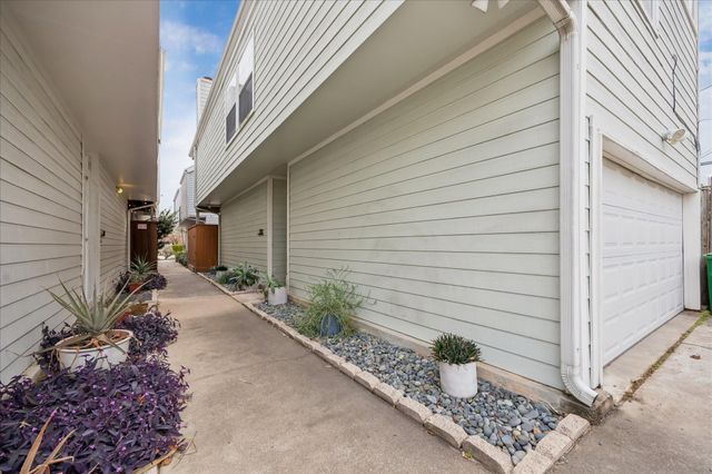 731 Heights Boulevard C, Houston, TX 77007