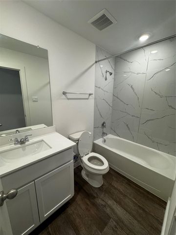 6107 Jasper Hill Drive, Rosenberg, TX 77469
