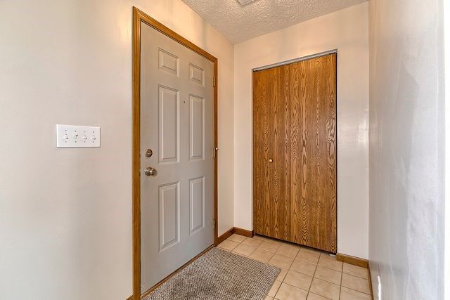 216 Draw Bridge Ct, Hempfield Twp, PA 15601