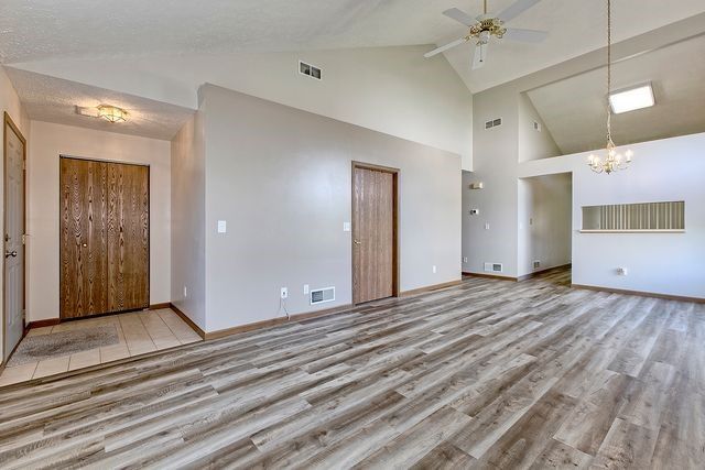 216 Draw Bridge Ct, Hempfield Twp, PA 15601