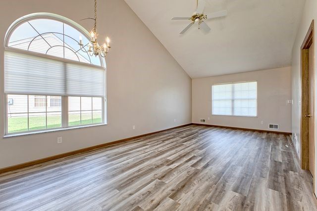 216 Draw Bridge Ct, Hempfield Twp, PA 15601