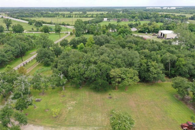 5110 Barbers Hill Road, Baytown, TX 77521