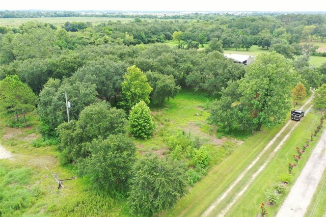 5110 Barbers Hill Road, Baytown, TX 77521