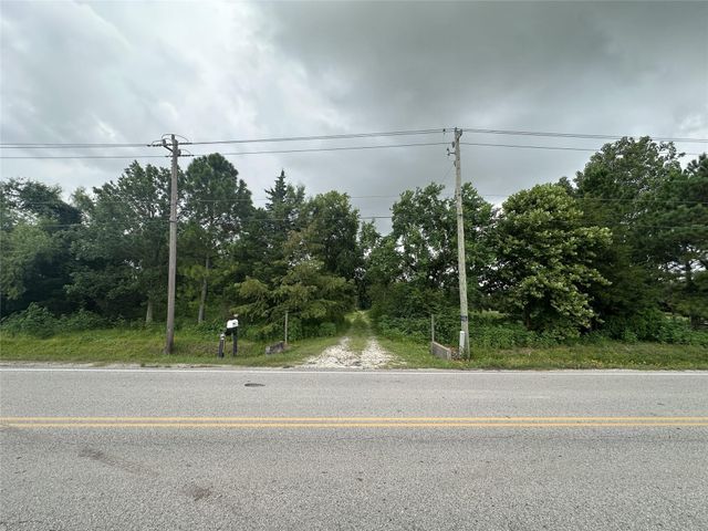 5110 Barbers Hill Road, Baytown, TX 77521