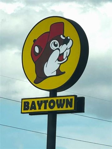 5110 Barbers Hill Road, Baytown, TX 77521