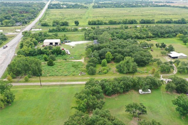 5110 Barbers Hill Road, Baytown, TX 77521