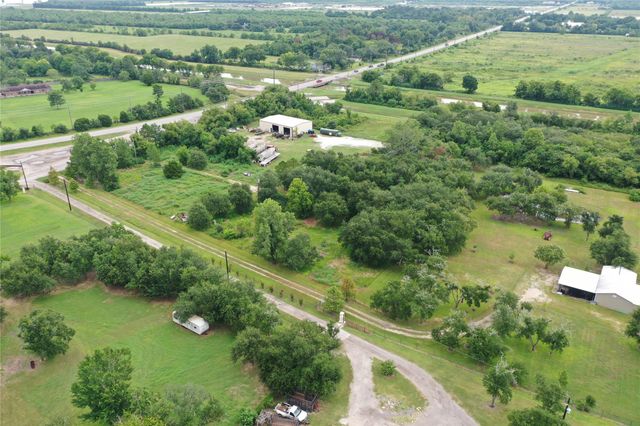 5110 Barbers Hill Road, Baytown, TX 77521