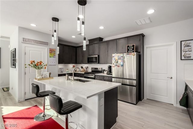 877 Mary Baer Way, Henderson, NV 89011