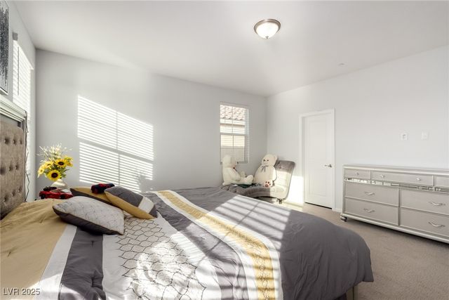 877 Mary Baer Way, Henderson, NV 89011