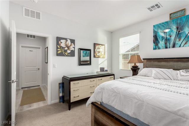 877 Mary Baer Way, Henderson, NV 89011