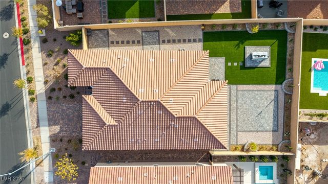 877 Mary Baer Way, Henderson, NV 89011