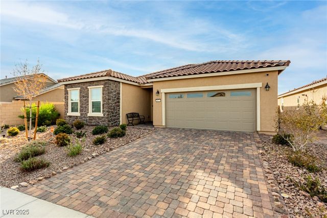 877 Mary Baer Way, Henderson, NV 89011