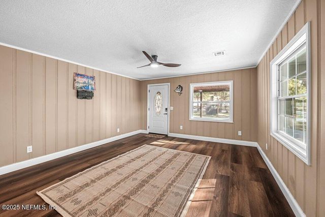 16214 SHARK Road W, Jacksonville, FL 32226