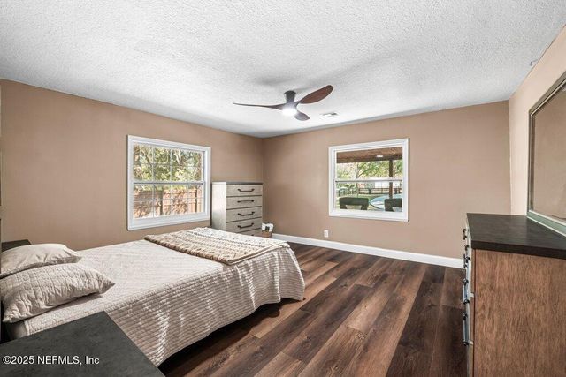 16214 SHARK Road W, Jacksonville, FL 32226