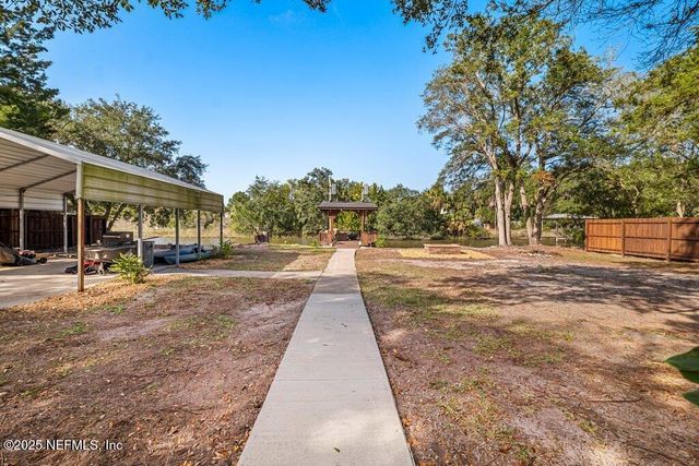 16214 SHARK Road W, Jacksonville, FL 32226