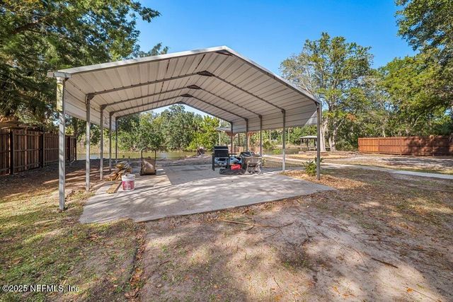 16214 SHARK Road W, Jacksonville, FL 32226