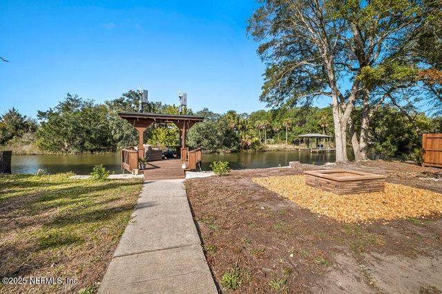 16214 SHARK Road W, Jacksonville, FL 32226