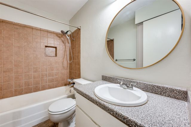 13815 Stonemoss Drive, Dallas, TX 75240