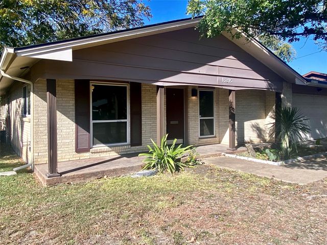 13815 Stonemoss Drive, Dallas, TX 75240