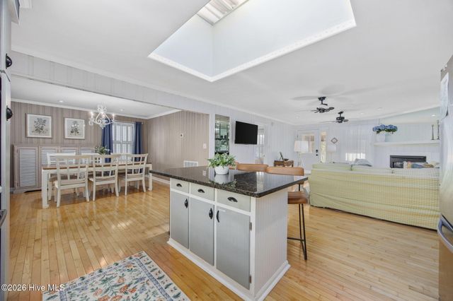407 35th Street, Sunset Beach, NC 28468