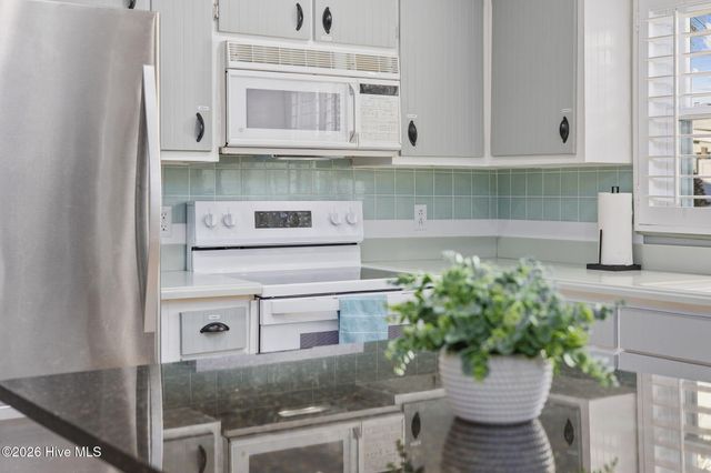 407 35th Street, Sunset Beach, NC 28468
