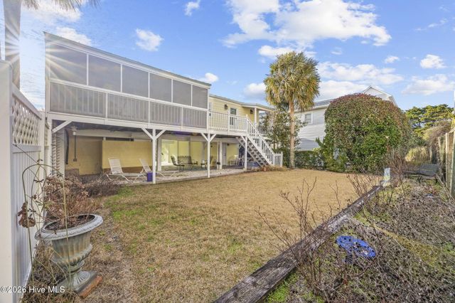 407 35th Street, Sunset Beach, NC 28468