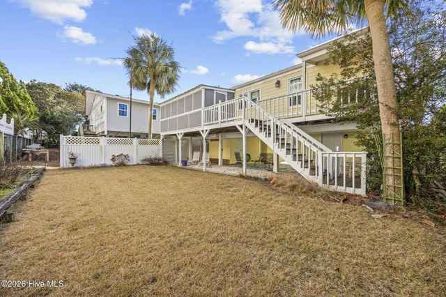 407 35th Street, Sunset Beach, NC 28468