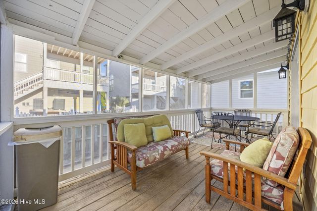 407 35th Street, Sunset Beach, NC 28468