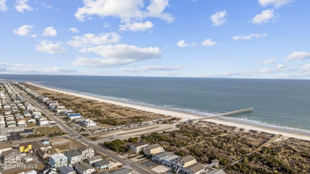 407 35th Street, Sunset Beach, NC 28468