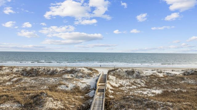 407 35th Street, Sunset Beach, NC 28468